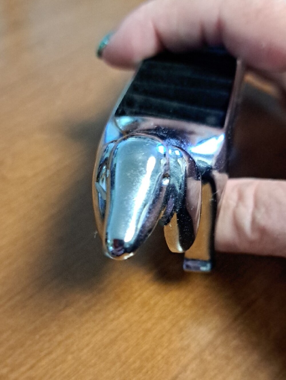 Dachshund Silver Tone Ring Holder with Black Velvet Slots - Picture 3 of 5